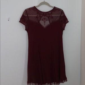 Francescas Burgundy Lace Shift Dress